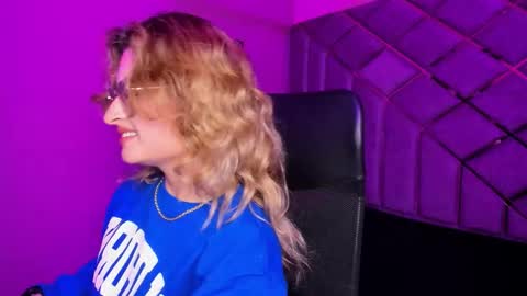 Emy  online show from 01-07-26, 03:42