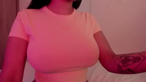 Emilia Big Boobs online show from 01-07-25, 08:10