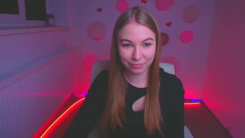 Snapshot of emilia_ilia chatting on 02-27-25, 12:23 Emilia online show from 02-27-25, 12:23