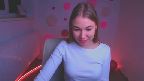 Snapshot of emilia_ilia chatting on 03-02-25, 09:10 Emilia online show from 03-02-25, 09:10