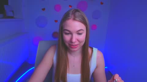 Snapshot of emilia_ilia chatting on 03-03-25, 03:09 Emilia online show from 03-03-25, 03:09