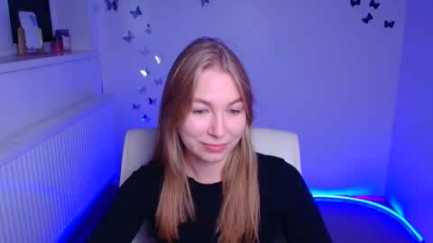Emilia online show from 10-06-25, 11:29