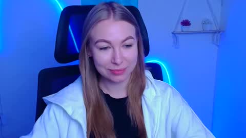 Emilia online show from 12-03-25, 06:21