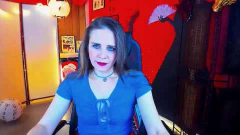 Emilia Bedy online show from 11-30-25, 05:11