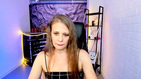 Emilia Bedy online show from 05-06-26, 09:14