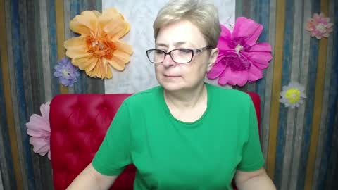 EmiliaGree online show from 05-10-26, 05:07