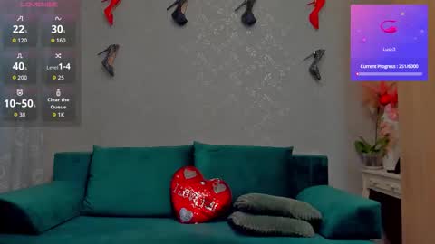 Emiliana online show from 11-12-25, 09:42