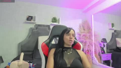 EmiliaRose online show from 05-08-26, 09:31