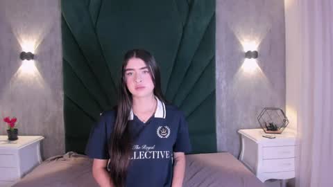 Emilie online show from 04-07-26, 11:32