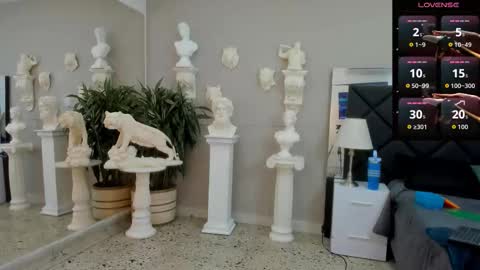 Emilio online show from 11-18-25, 10:09