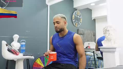 Emilio online show from 06-25-26, 11:04