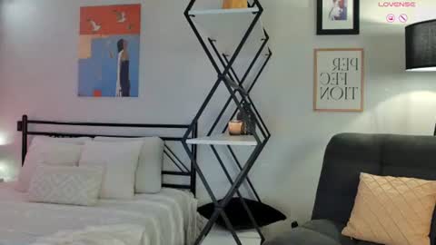 Emiljanna online show from 06-16-26, 04:31