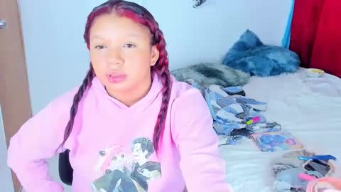 Snapshot of emilly_coper18 chatting on 09-28-25, 06:19 emily online show from 09-28-25, 06:19