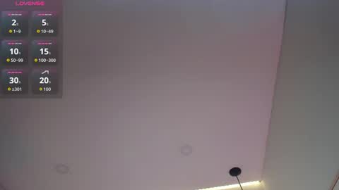 Snapshot of emilly_mell chatting on 06-19-26, 12:31 emilly_mell online show from 06-19-26, 12:31