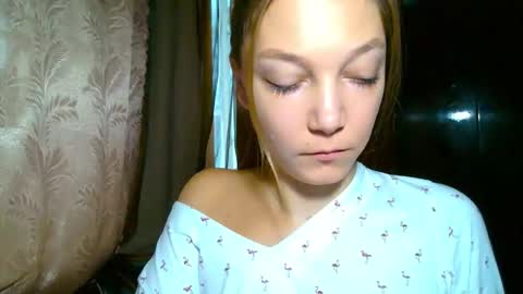 Emilly online show from 12-01-25, 06:51