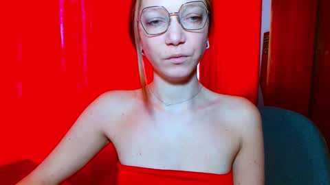 Emilly online show from 02-04-26, 06:41