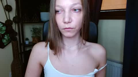 Emilly online show from 03-23-26, 06:28