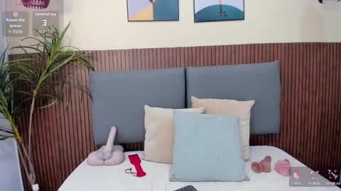 emillyharper_ online show from 10-01-25, 04:07