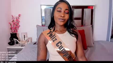 Snapshot of emillyroaa chatting on 06-24-26, 07:46 Emilly Roa online show from 06-24-26, 07:46