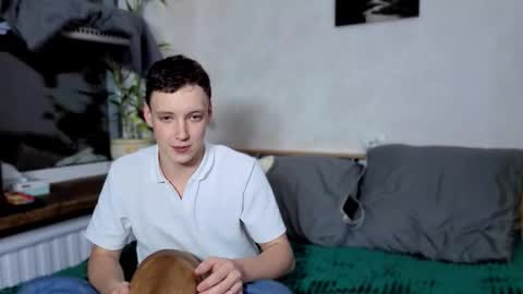 Snapshot of emily0303 chatting on 10-11-25, 04:38 emily0303 online show from 10-11-25, 04:38