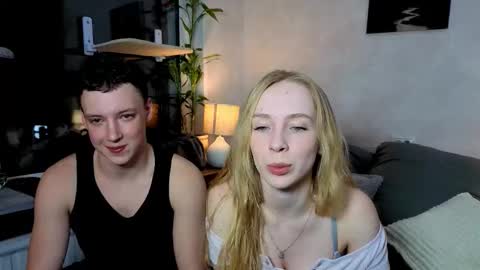 Snapshot of emily0303 chatting on 10-18-25, 03:09 emily0303 online show from 10-18-25, 03:09