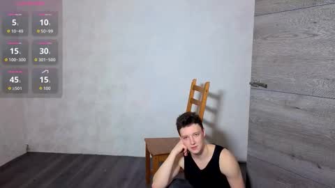 Snapshot of emily0303 chatting on 10-26-25, 04:13 emily0303 online show from 10-26-25, 04:13