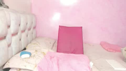 Dayana online show from 12-15-25, 12:37