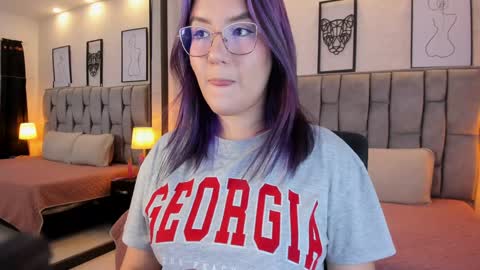 Emily online show from 02-06-25, 03:59