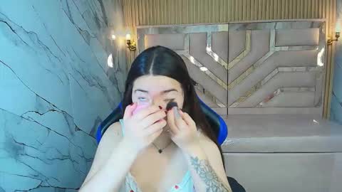 Emily online show from 01-17-26, 01:05