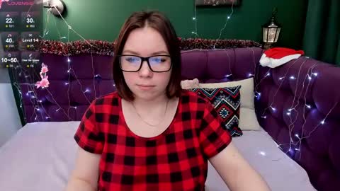 Emily 3 online show from 12-30-24, 04:09