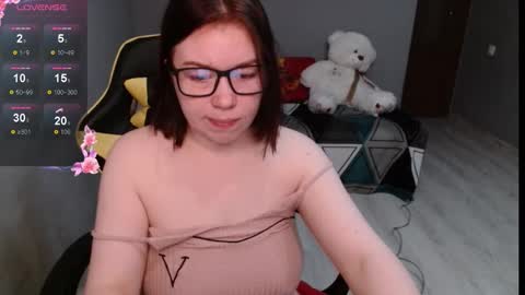 Emily 3 online show from 09-23-25, 01:30