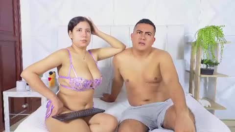 Snapshot of emily_and_sebastiann chatting on 07-04-26, 03:56 Emily and Sebastian online show from 07-04-26, 03:56