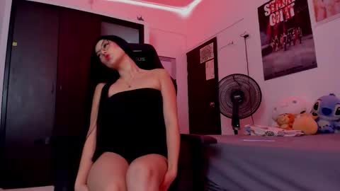 Emily  online show from 02-04-26, 05:57