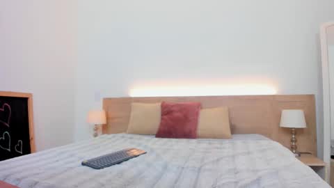 Snapshot of emily_bruss chatting on 02-13-26, 03:35 emily_bruss online show from 02-13-26, 03:35