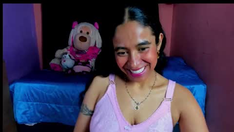 emily_bunny7 online show from 09-17-25, 08:54