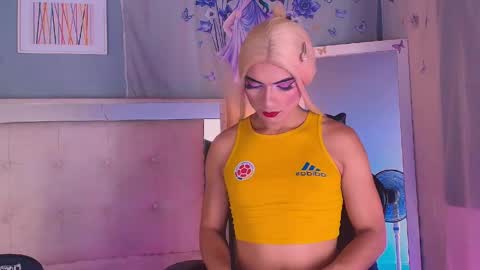 emily_castillo1_ online show from 05-09-26, 05:01