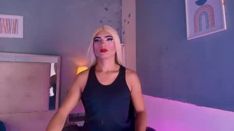emily_castillo1_ online show from 06-23-26, 05:27