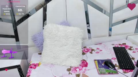 Snapshot of emily_collins1_ chatting on 04-07-26, 06:36 emily_collins1_ online show from 04-07-26, 06:36