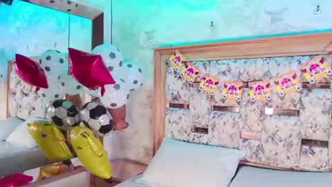 emily_dempsey online show from 06-17-26, 07:04