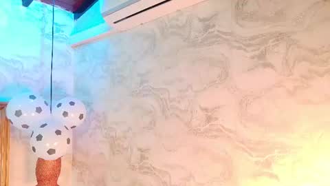 emily_dempsey online show from 06-18-26, 07:18