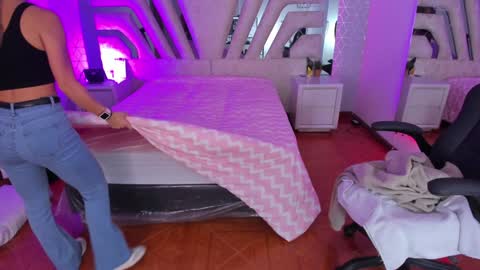 Emily online show from 01-16-25, 10:42