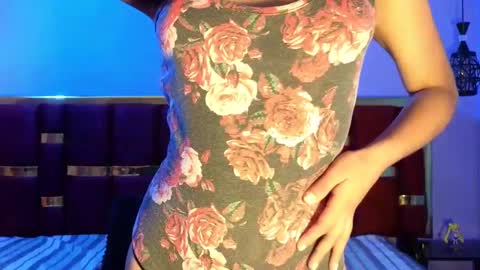 Snapshot of emily_fox_3 chatting on 01-29-25, 12:02 emily fox 3 online show from 01-29-25, 12:02