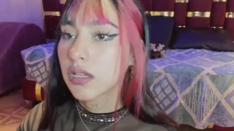 Snapshot of emily_fox_3 chatting on 03-06-25, 07:54 emily fox 3 online show from 03-06-25, 07:54