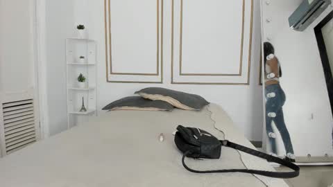 Snapshot of emily_gaviria1 chatting on 03-03-26, 11:49 emily_gaviria1 online show from 03-03-26, 11:49