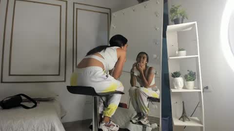 Snapshot of emily_gaviria1 chatting on 04-09-26, 12:10 emily_gaviria1 online show from 04-09-26, 12:10