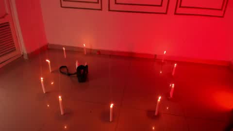 Snapshot of emily_gaviria1 chatting on 04-10-26, 12:32 emily_gaviria1 online show from 04-10-26, 12:32