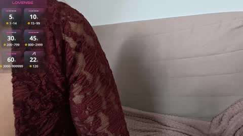 Snapshot of emily_jayreal chatting on 09-23-25, 08:50 Emily online show from 09-23-25, 08:50