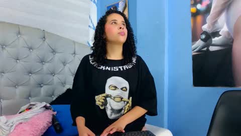 Emily jhon online show from 09-12-25, 05:13