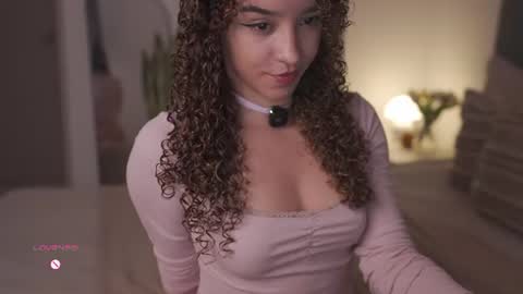 Juliana online show from 06-12-26, 10:41