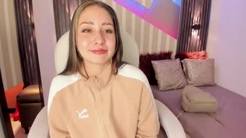 Emily online show from 09-26-25, 02:32